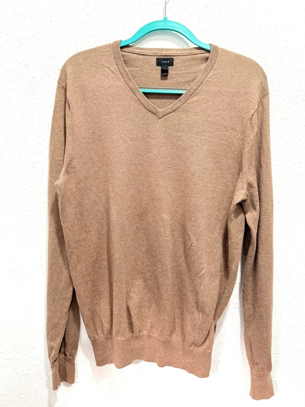 J. Crew cotton cashmere blend Men's V-Neck Sweater in Taupe M